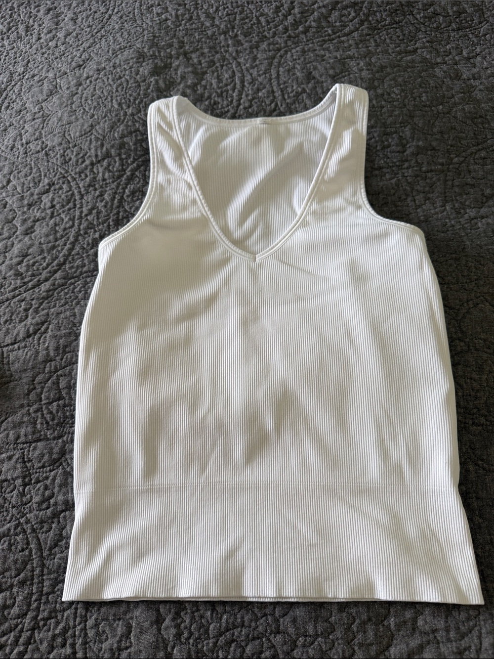 Athleta Aurora V Neck Ribbed Tank